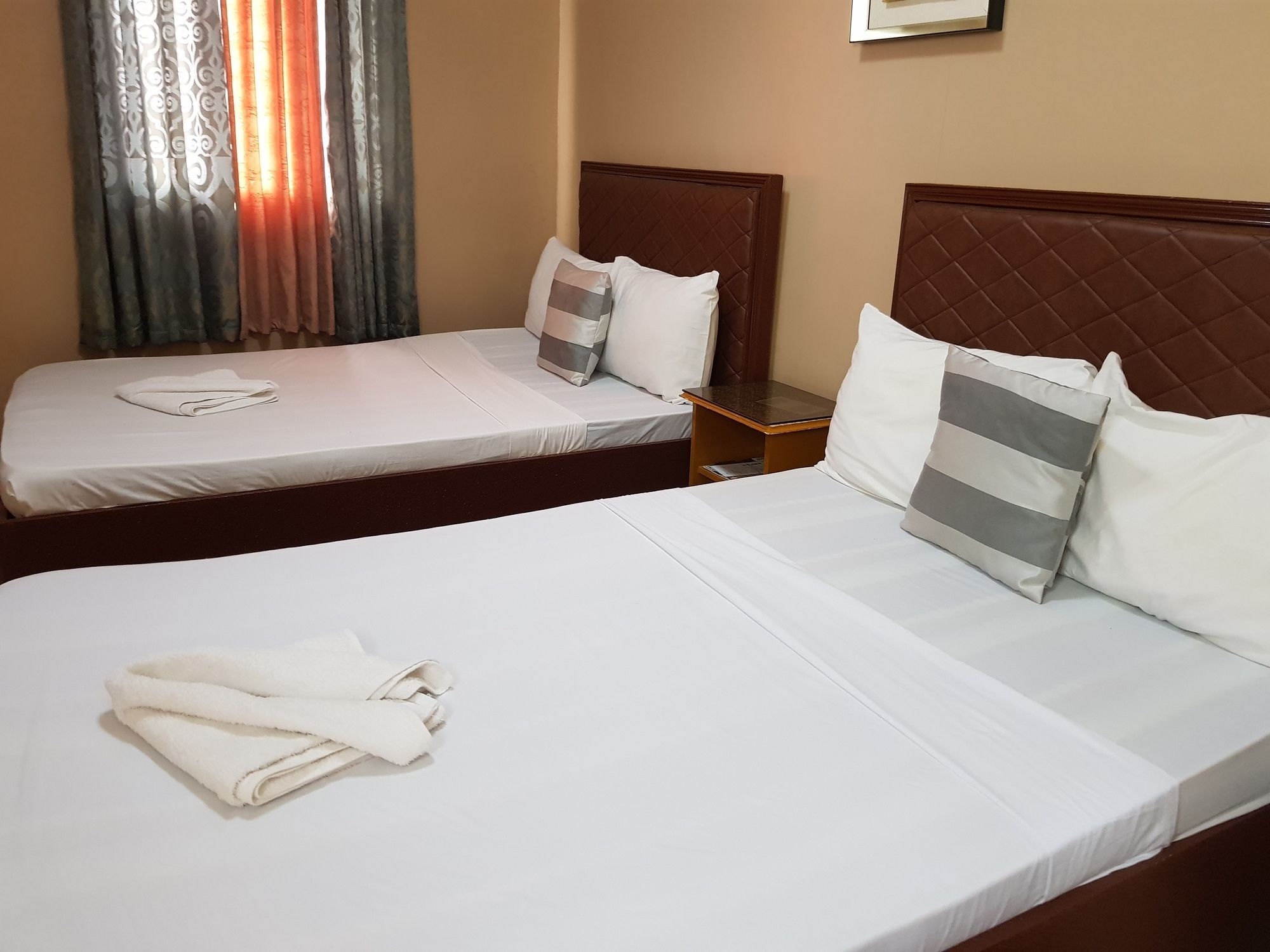 Casa Felipa Hotel Laoag Buitenkant foto