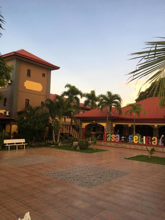 Casa Felipa Hotel Laoag Buitenkant foto