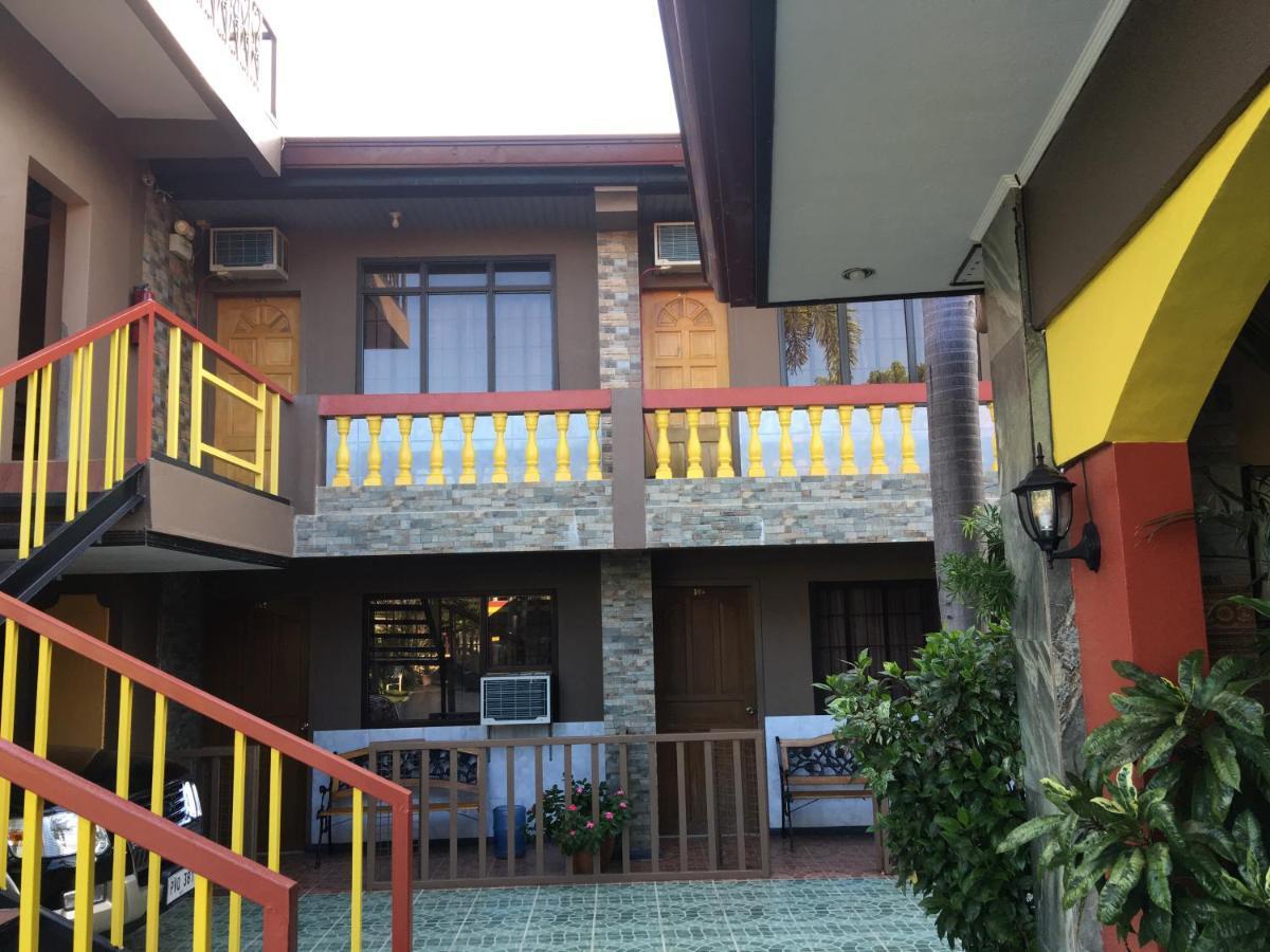 Casa Felipa Hotel Laoag Buitenkant foto